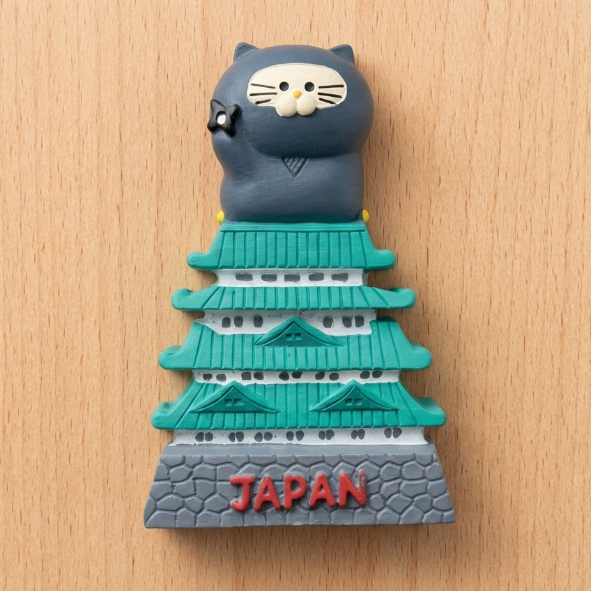 Japan Magnet Ninja Katze auf Burg