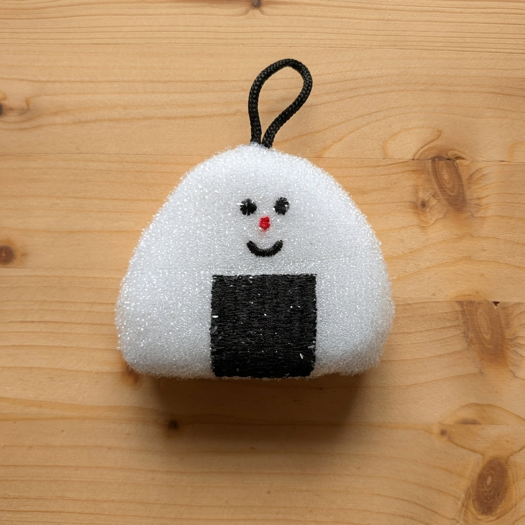Decole Reinigungsschwamm Onigiri mit Aufhängeschlaufe